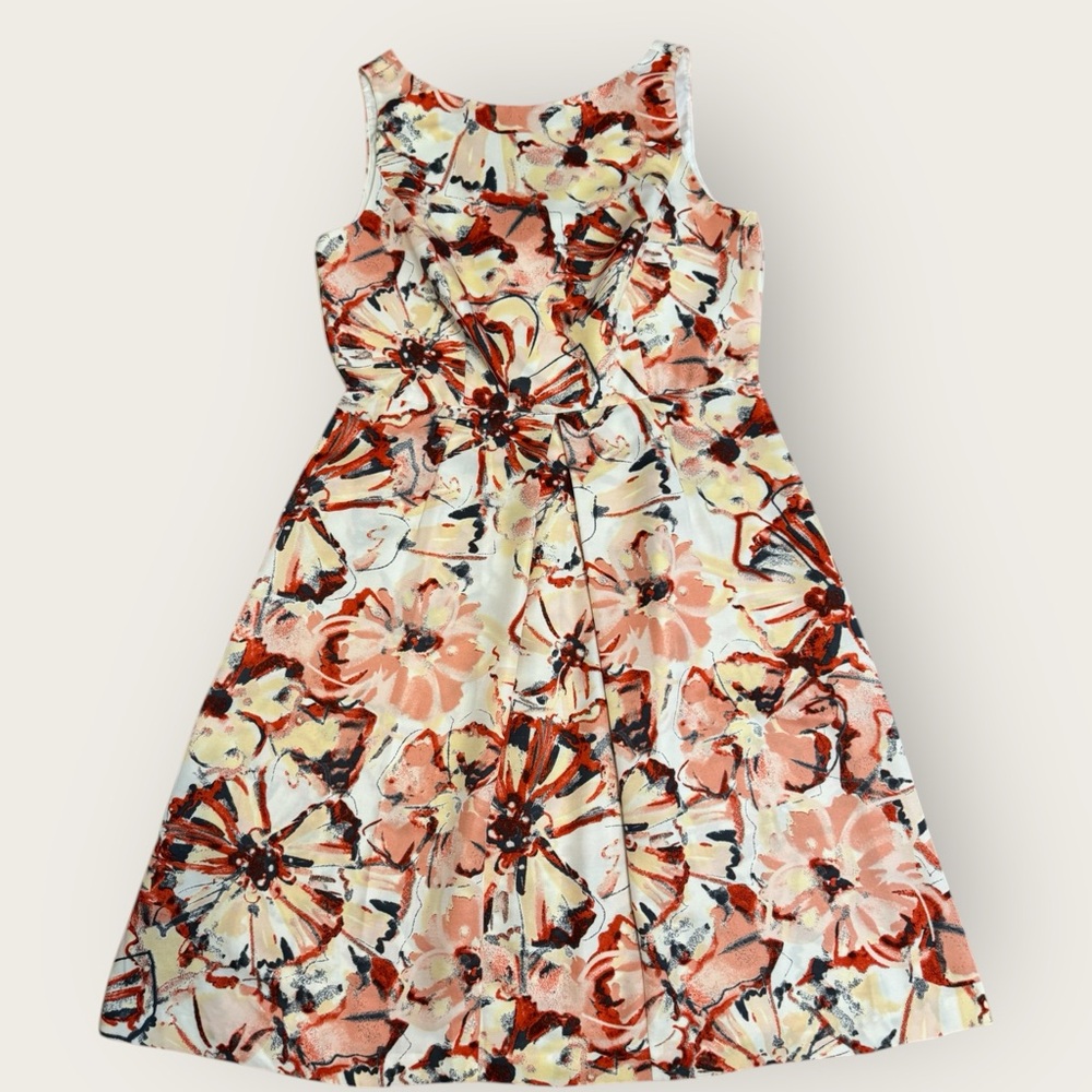 Loft Dress - Picture 6 of 10
